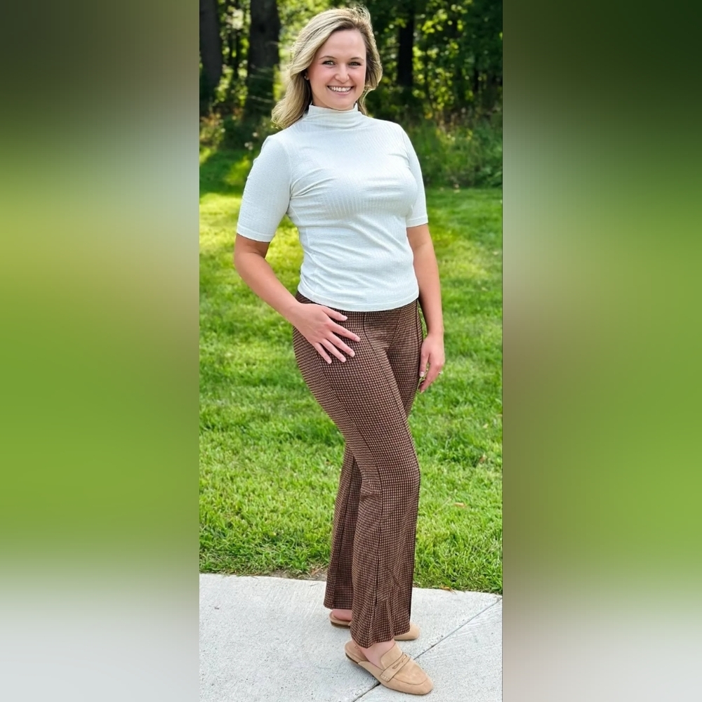 Hem & Thread Flare Checkered Pants